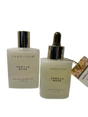 Sand + Fog "Vanilla  Musk " Scented
Body Oil Dropper & Roll On Combo NWT **